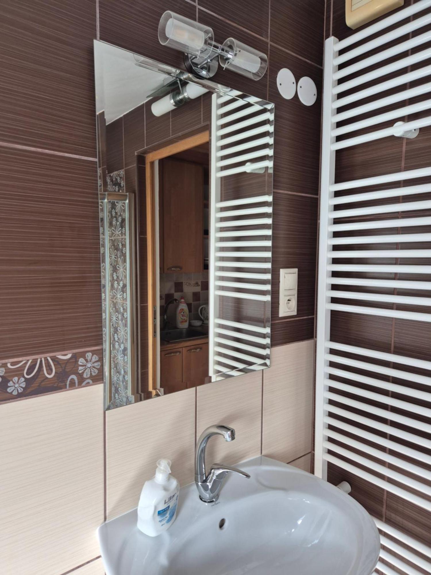 Balassi Apartment -With Green Terrace&Bike Sturovo Exterior photo